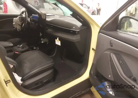 2024 Ford Mustang Mach-E Gt from USA, damaged, VIN 3FMTK4SX5RMA17813